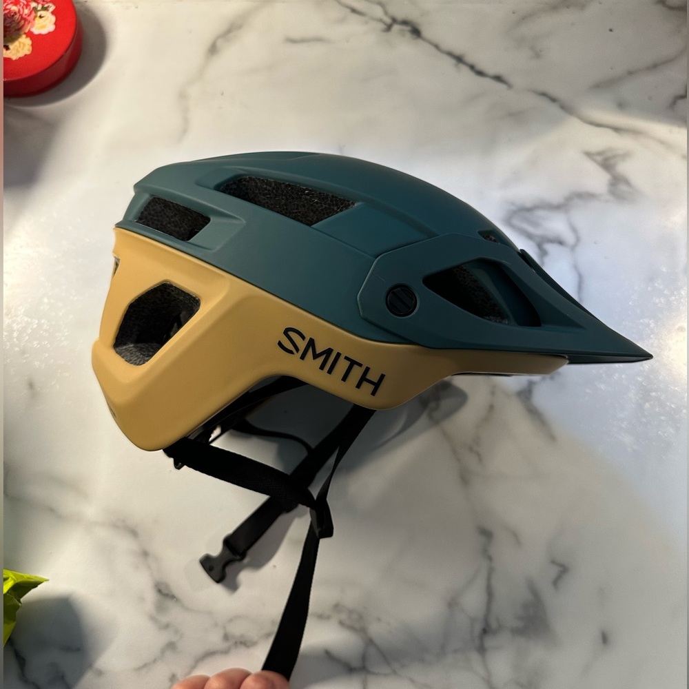 smith engage mips helmet